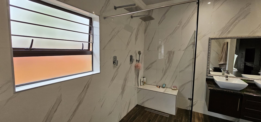 5 Bedroom Property for Sale in Moreleta Park Gauteng