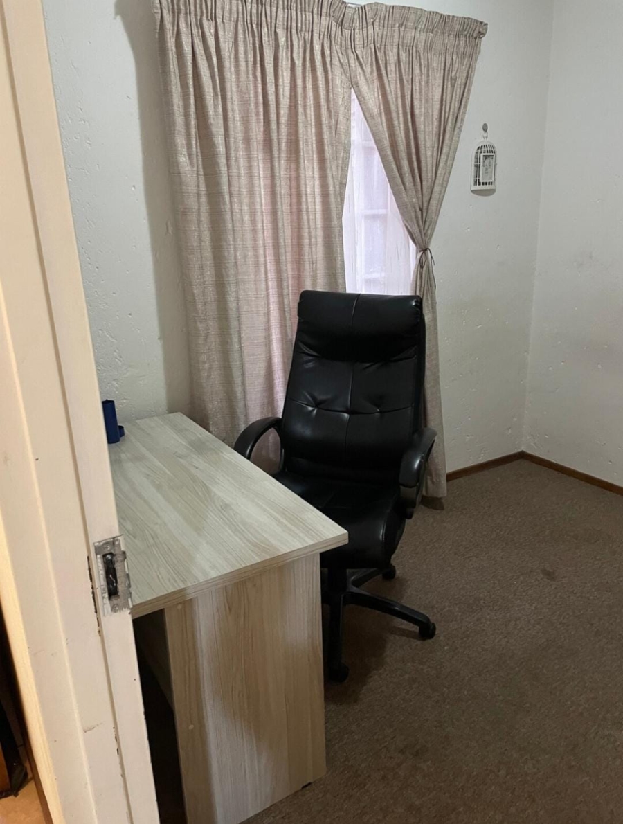 2 Bedroom Property for Sale in Comet Gauteng