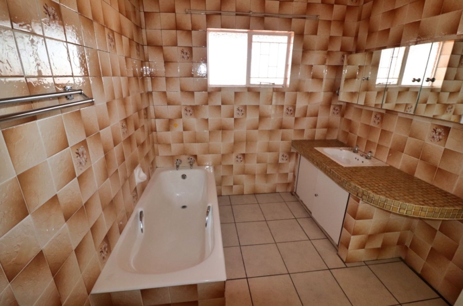 2 Bedroom Property for Sale in Symhurst Gauteng