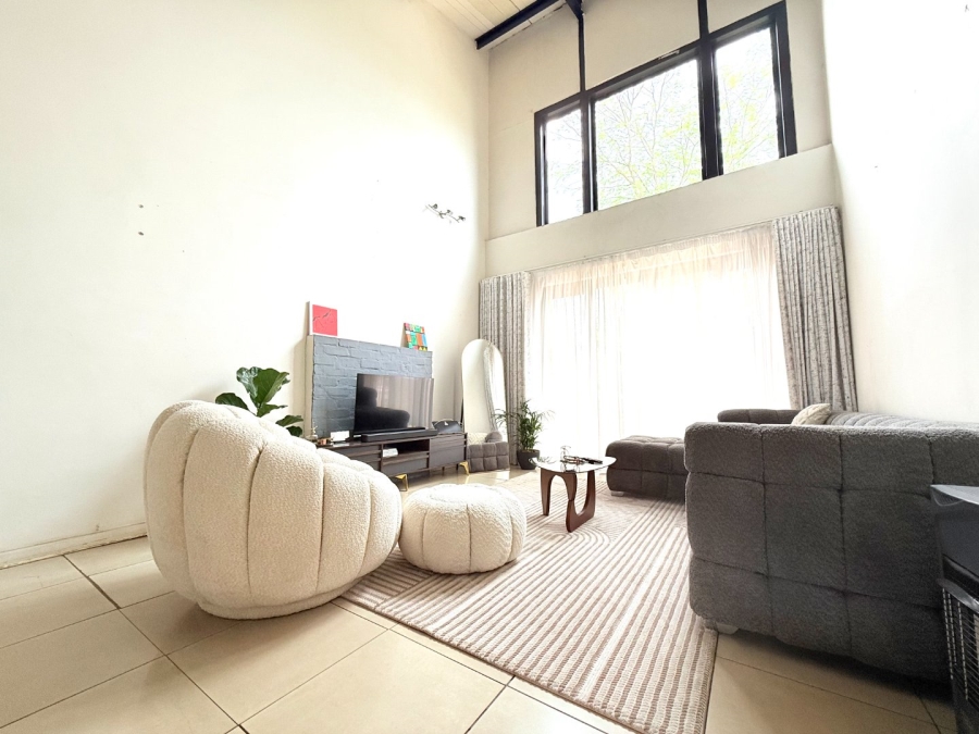  Bedroom Property for Sale in Rooihuiskraal North Gauteng