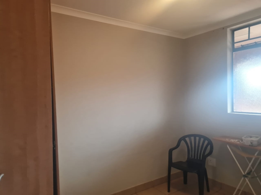 2 Bedroom Property for Sale in Alveda Gauteng