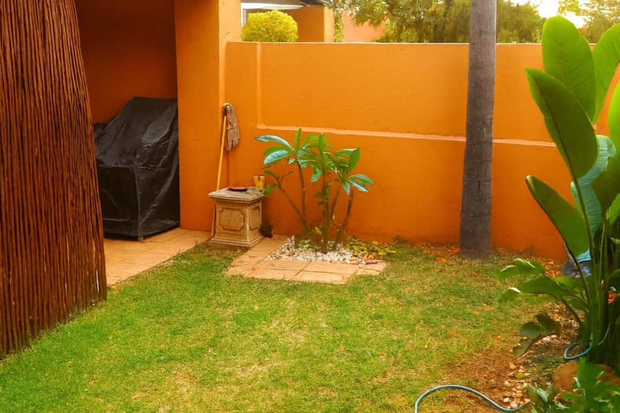 1 Bedroom Property for Sale in Douglasdale Gauteng