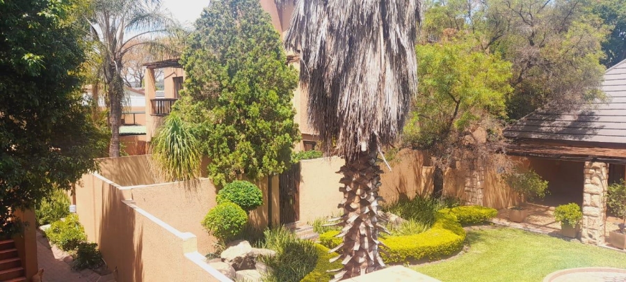 1 Bedroom Property for Sale in Douglasdale Gauteng
