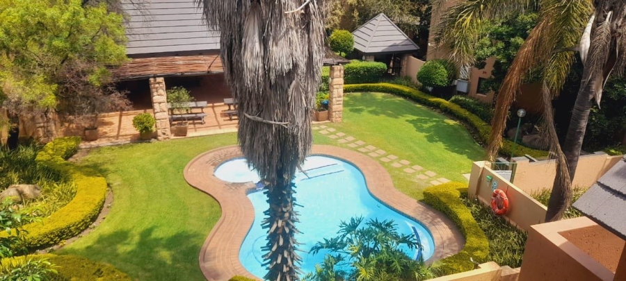 1 Bedroom Property for Sale in Douglasdale Gauteng