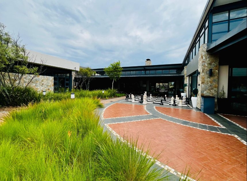 To Let 3 Bedroom Property for Rent in Waterfall Heights Gauteng