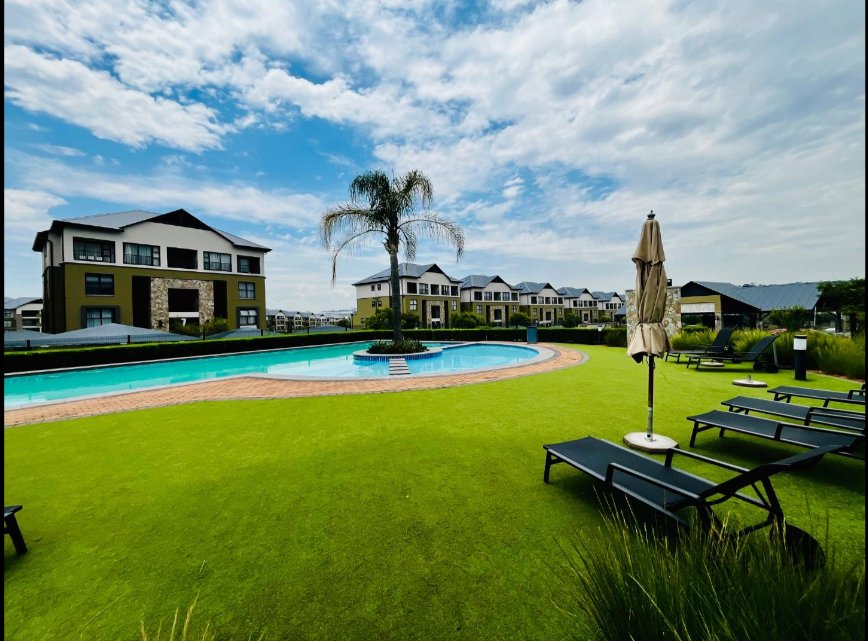 To Let 3 Bedroom Property for Rent in Waterfall Heights Gauteng