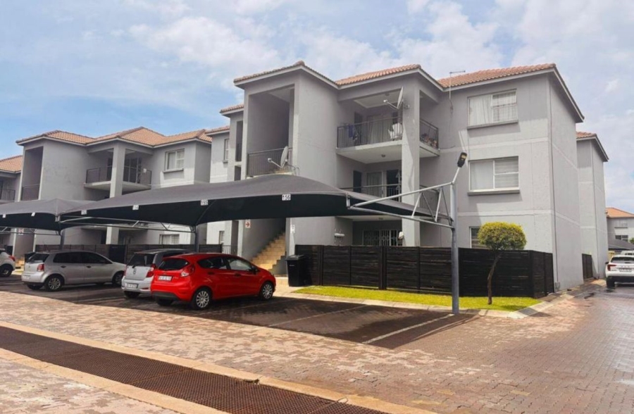 To Let 2 Bedroom Property for Rent in Bardene Gauteng