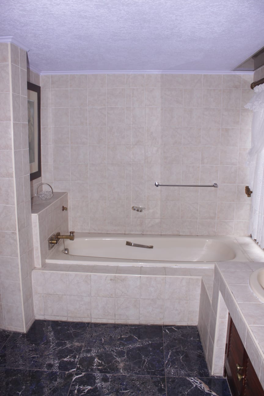 4 Bedroom Property for Sale in Houghton Estate Gauteng