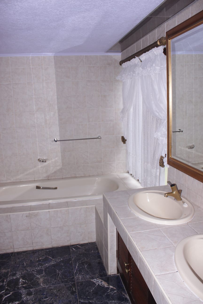 4 Bedroom Property for Sale in Houghton Estate Gauteng