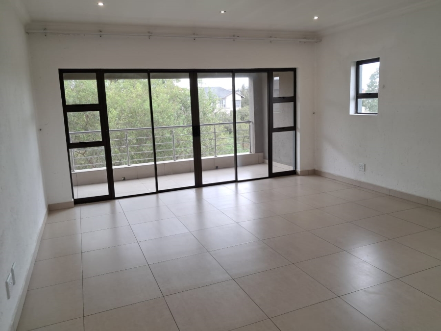 5 Bedroom Property for Sale in Blue Valley Golf Estate Gauteng