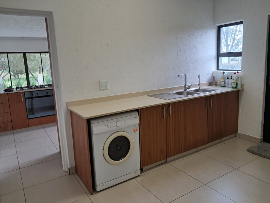 5 Bedroom Property for Sale in Blue Valley Golf Estate Gauteng