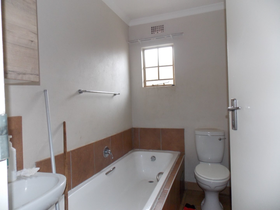 3 Bedroom Property for Sale in Sky City Gauteng