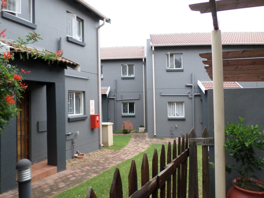 2 Bedroom Property for Sale in Aloe Ridge Estate Gauteng