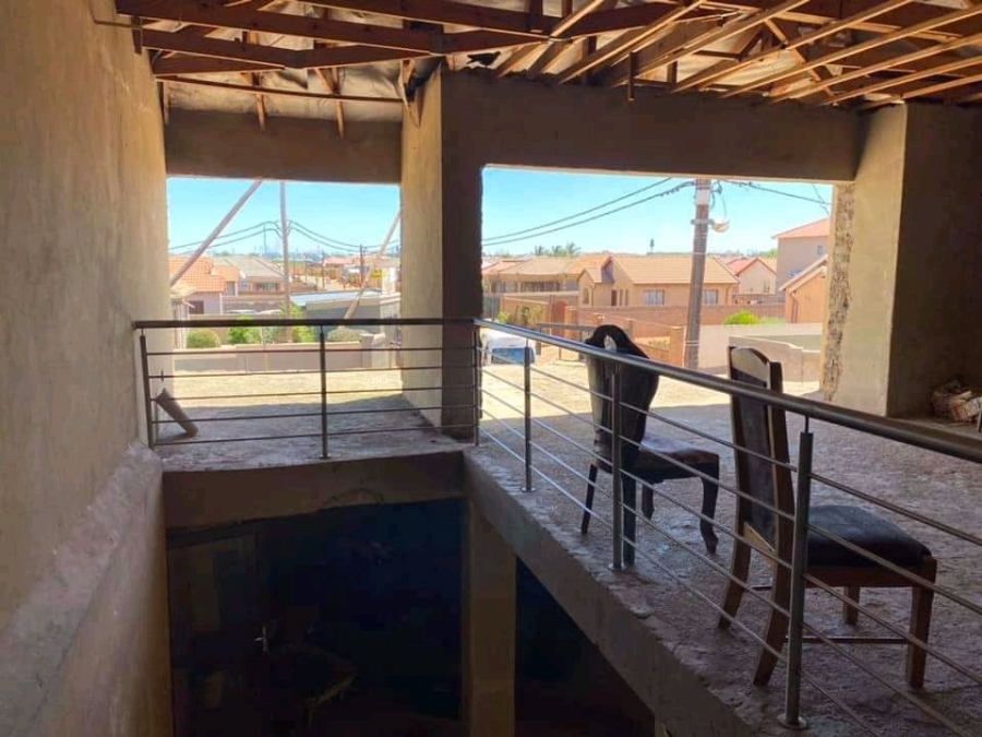 4 Bedroom Property for Sale in Protea Glen Gauteng