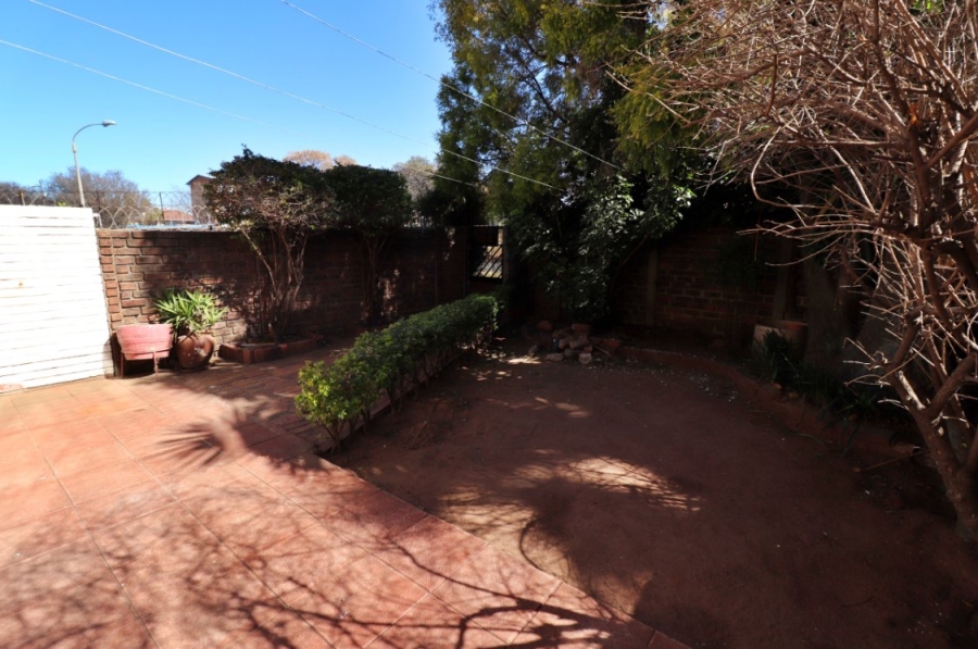 2 Bedroom Property for Sale in Ravensklip Gauteng