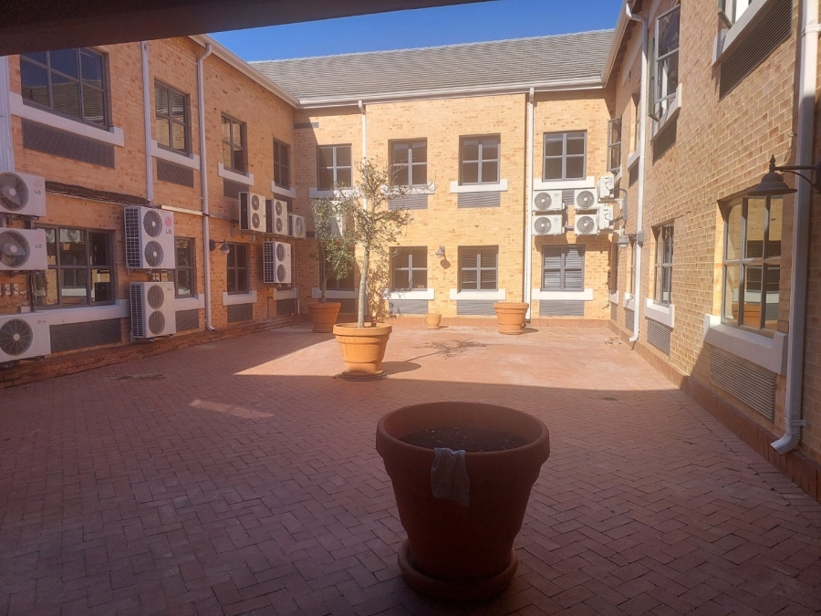 To Let commercial Property for Rent in Sunninghill Gauteng