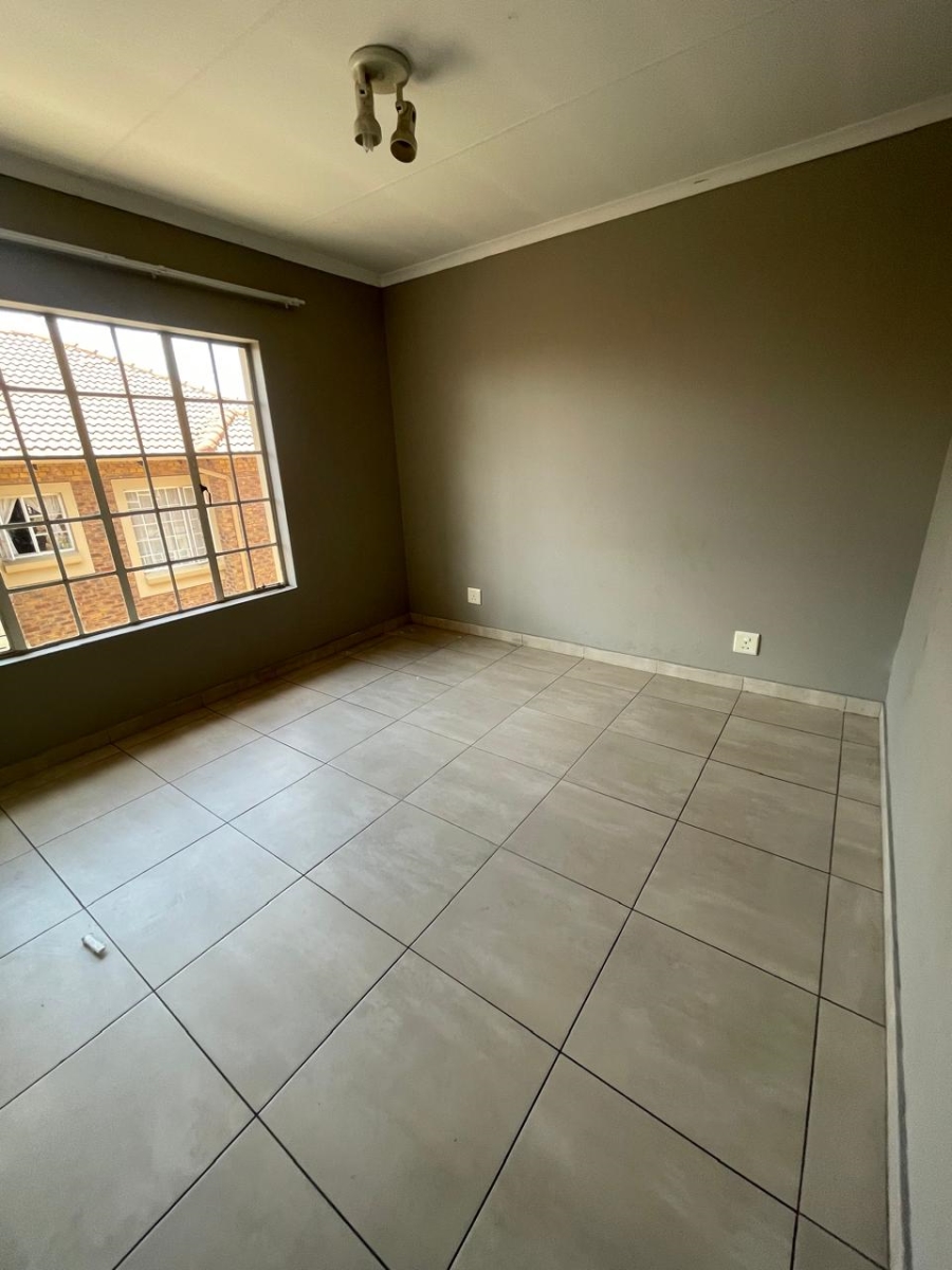 3 Bedroom Property for Sale in Terenure Gauteng
