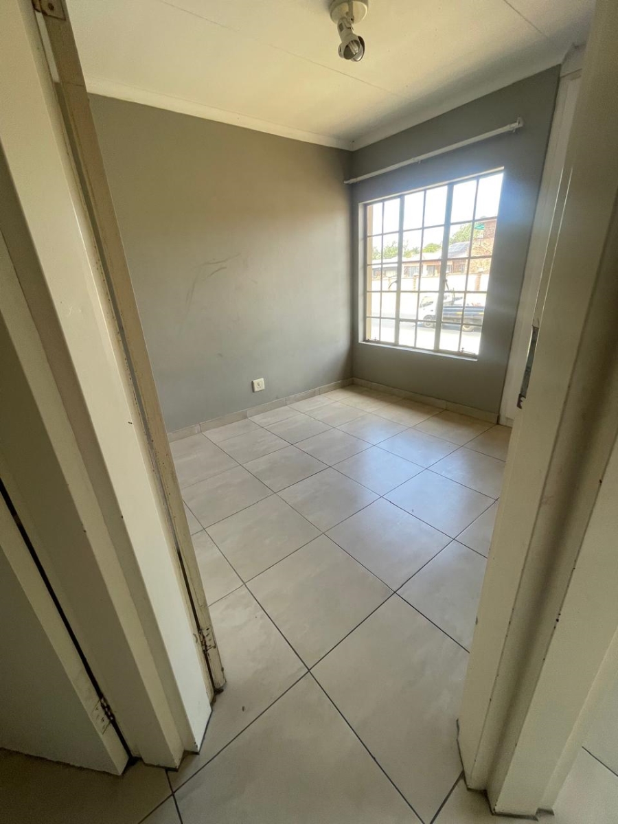 3 Bedroom Property for Sale in Terenure Gauteng