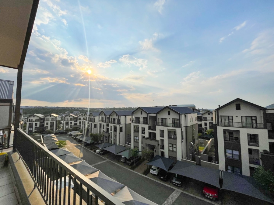 To Let 2 Bedroom Property for Rent in Waterfall Heights Gauteng