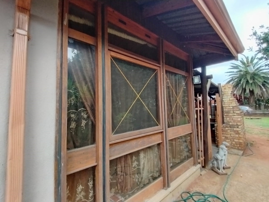 7 Bedroom Property for Sale in Highbury Gauteng