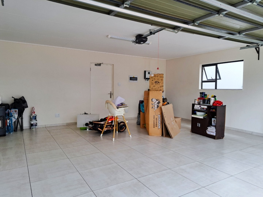 To Let 4 Bedroom Property for Rent in North Riding Gauteng