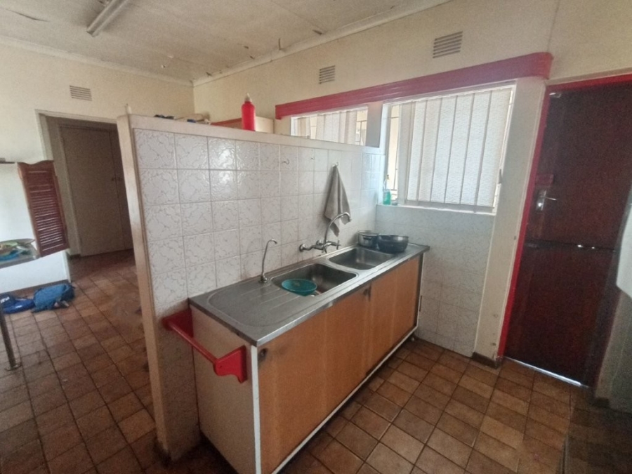 4 Bedroom Property for Sale in Vanderbijlpark SE 7 Gauteng