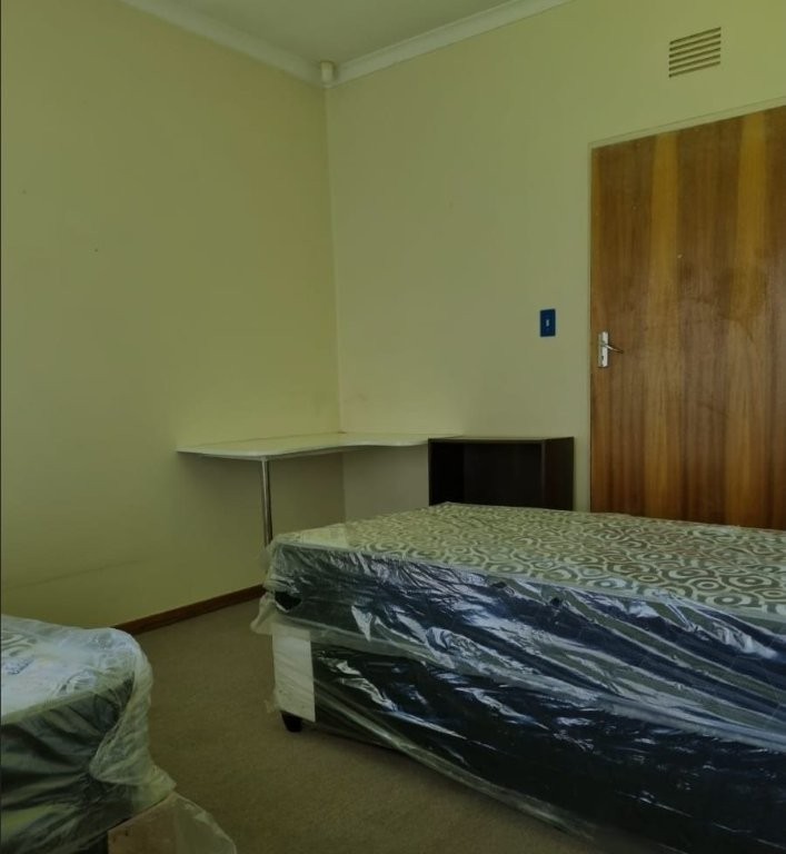 4 Bedroom Property for Sale in Vanderbijlpark SE 7 Gauteng