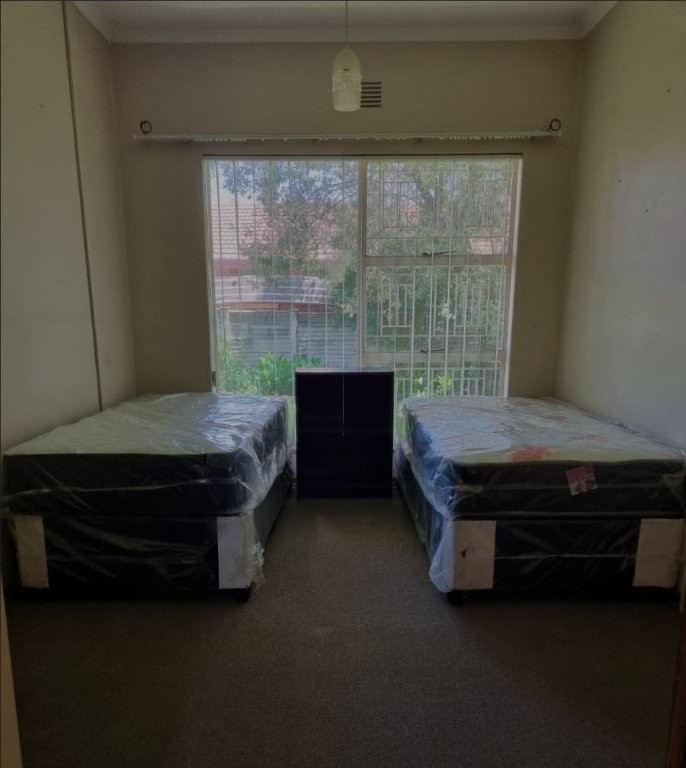 4 Bedroom Property for Sale in Vanderbijlpark SE 7 Gauteng