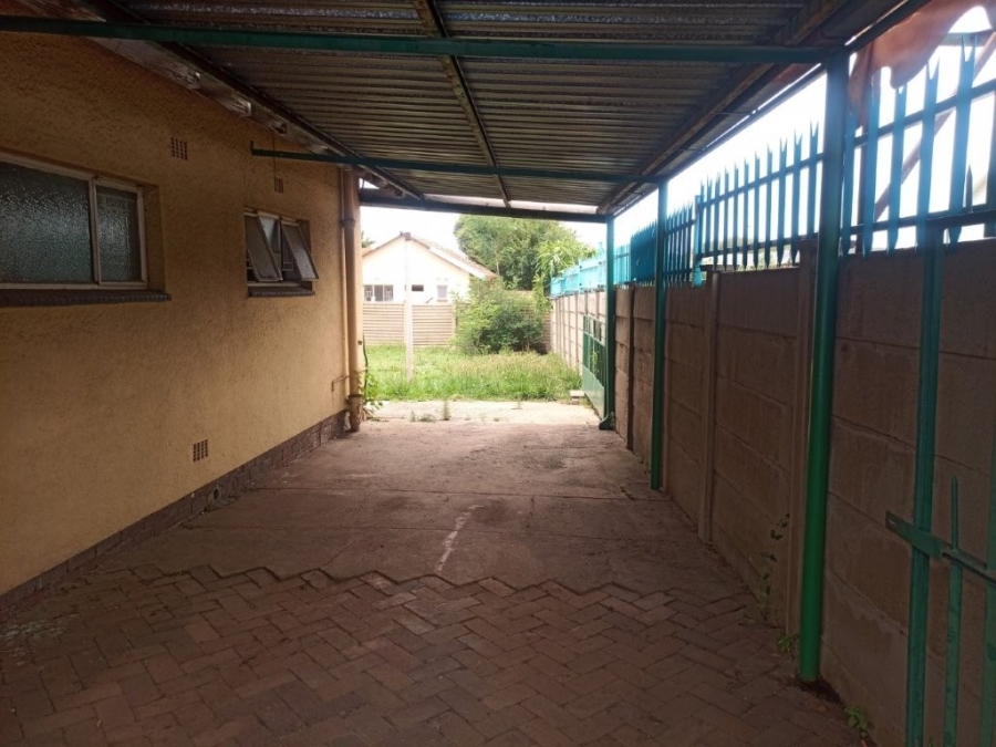 4 Bedroom Property for Sale in Vanderbijlpark SE 7 Gauteng