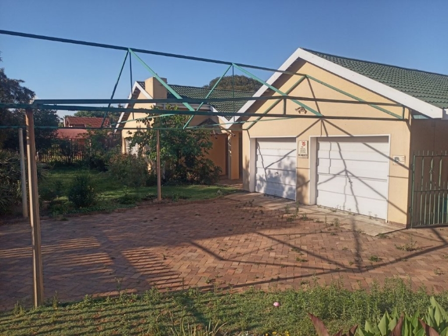 4 Bedroom Property for Sale in Vanderbijlpark SE 7 Gauteng