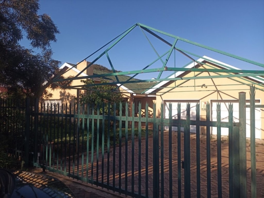 4 Bedroom Property for Sale in Vanderbijlpark SE 7 Gauteng