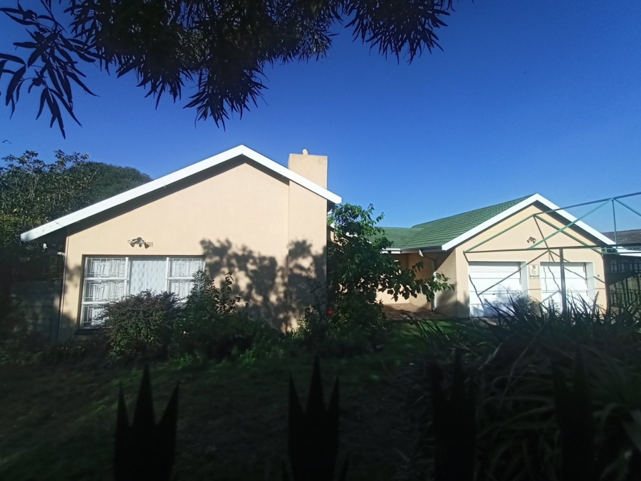 4 Bedroom Property for Sale in Vanderbijlpark SE 7 Gauteng
