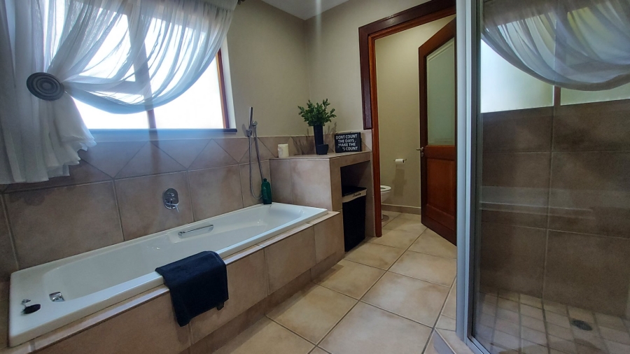 4 Bedroom Property for Sale in Sunward Park Gauteng
