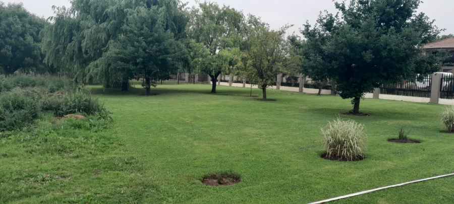 Commercial Property for Sale in Vlakfontein Gauteng