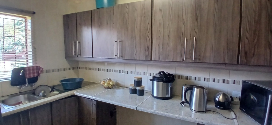 To Let 3 Bedroom Property for Rent in Heuweloord Gauteng