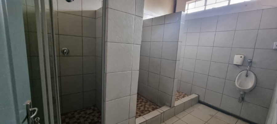  Bedroom Property for Sale in Bredell Gauteng