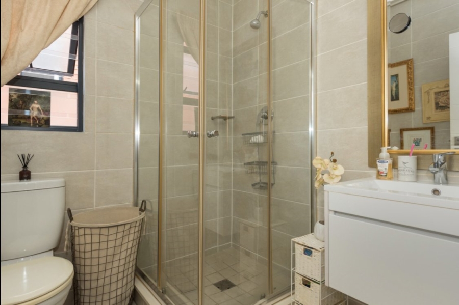 1 Bedroom Property for Sale in Linbro Park Gauteng