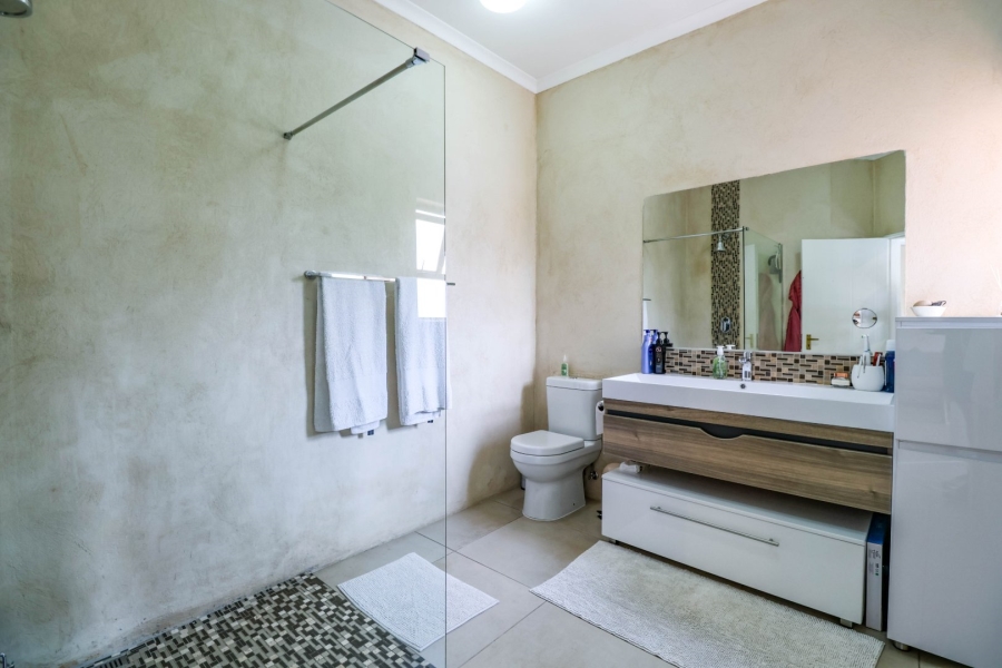 2 Bedroom Property for Sale in Bryanston Gauteng