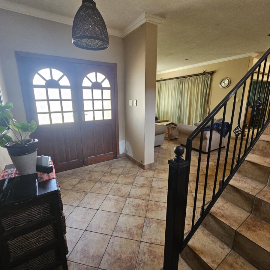 3 Bedroom Property for Sale in The Wilds Gauteng