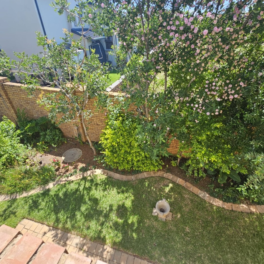 3 Bedroom Property for Sale in The Wilds Gauteng