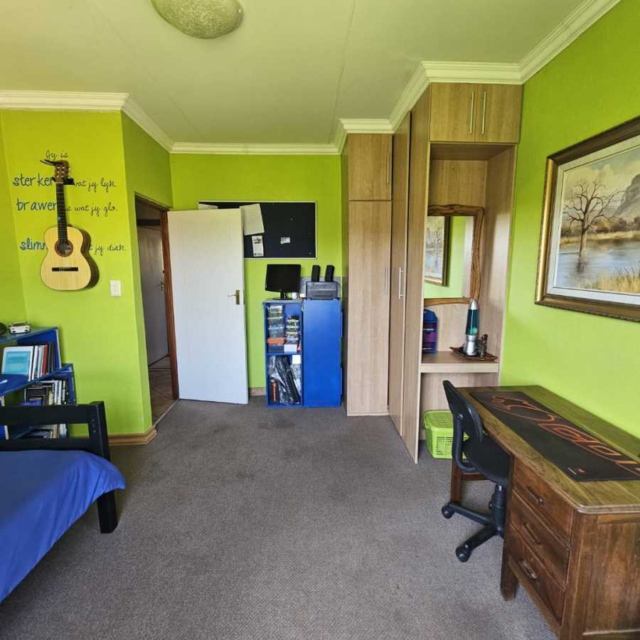 3 Bedroom Property for Sale in The Wilds Gauteng