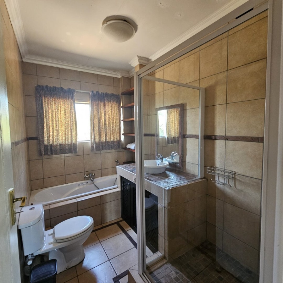 3 Bedroom Property for Sale in The Wilds Gauteng