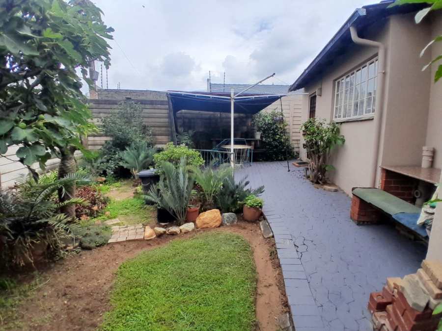 3 Bedroom Property for Sale in Noordwyk Gauteng