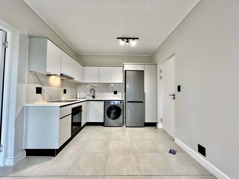 To Let 1 Bedroom Property for Rent in Waterfall Gauteng