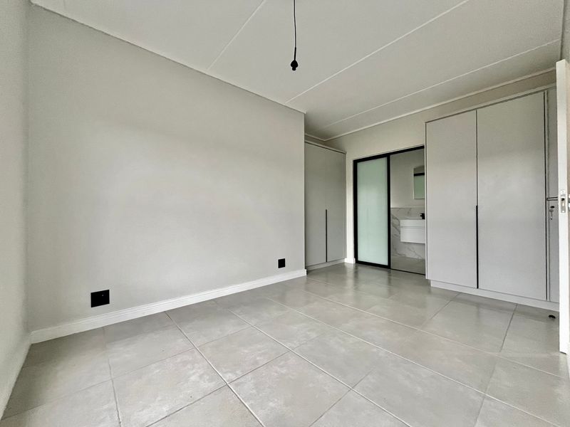 To Let 1 Bedroom Property for Rent in Waterfall Gauteng