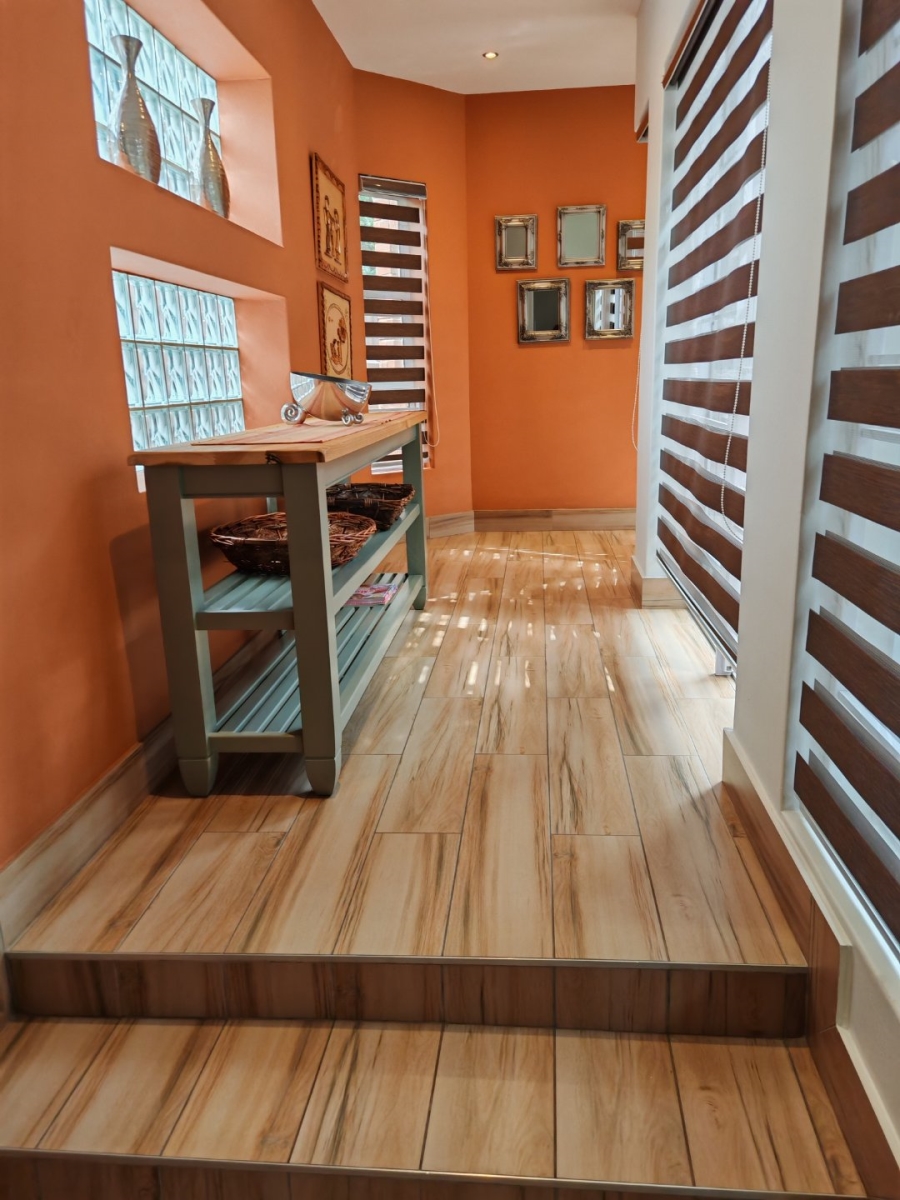 5 Bedroom Property for Sale in Houghton Estate Gauteng