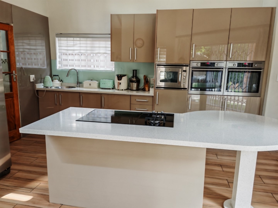 5 Bedroom Property for Sale in Houghton Estate Gauteng