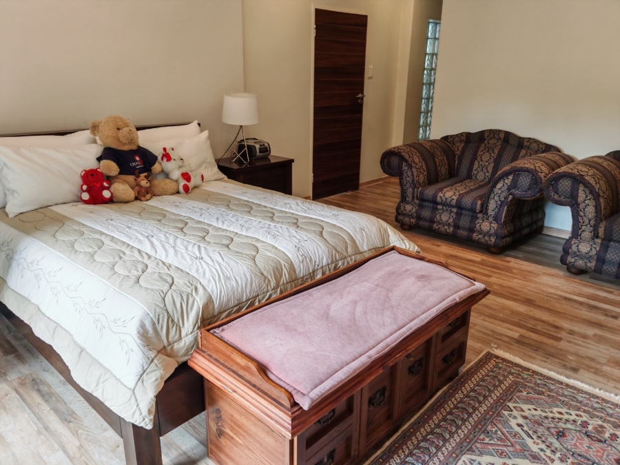 5 Bedroom Property for Sale in Houghton Estate Gauteng