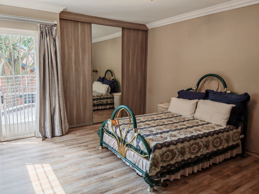 5 Bedroom Property for Sale in Houghton Estate Gauteng