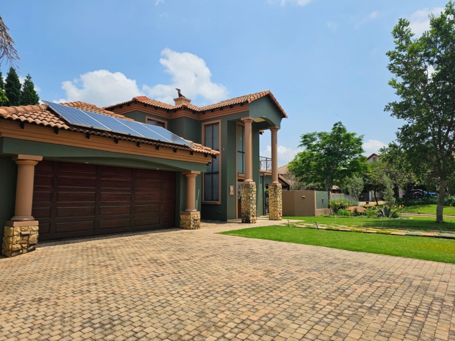 5 Bedroom Property for Sale in The Wilds Gauteng